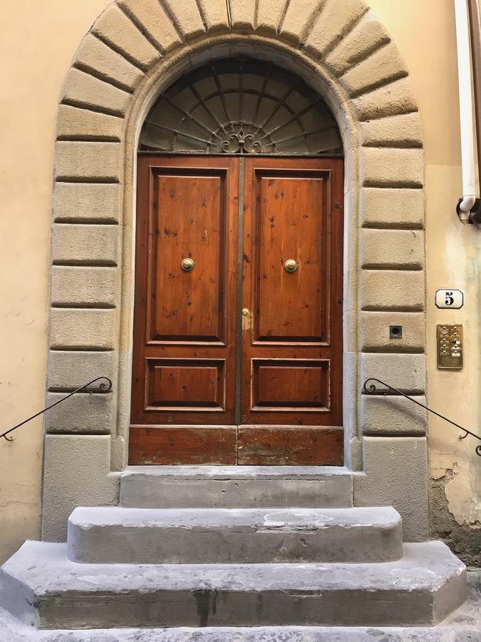 Authentic Flat In The City Center Firenze Bagian luar foto