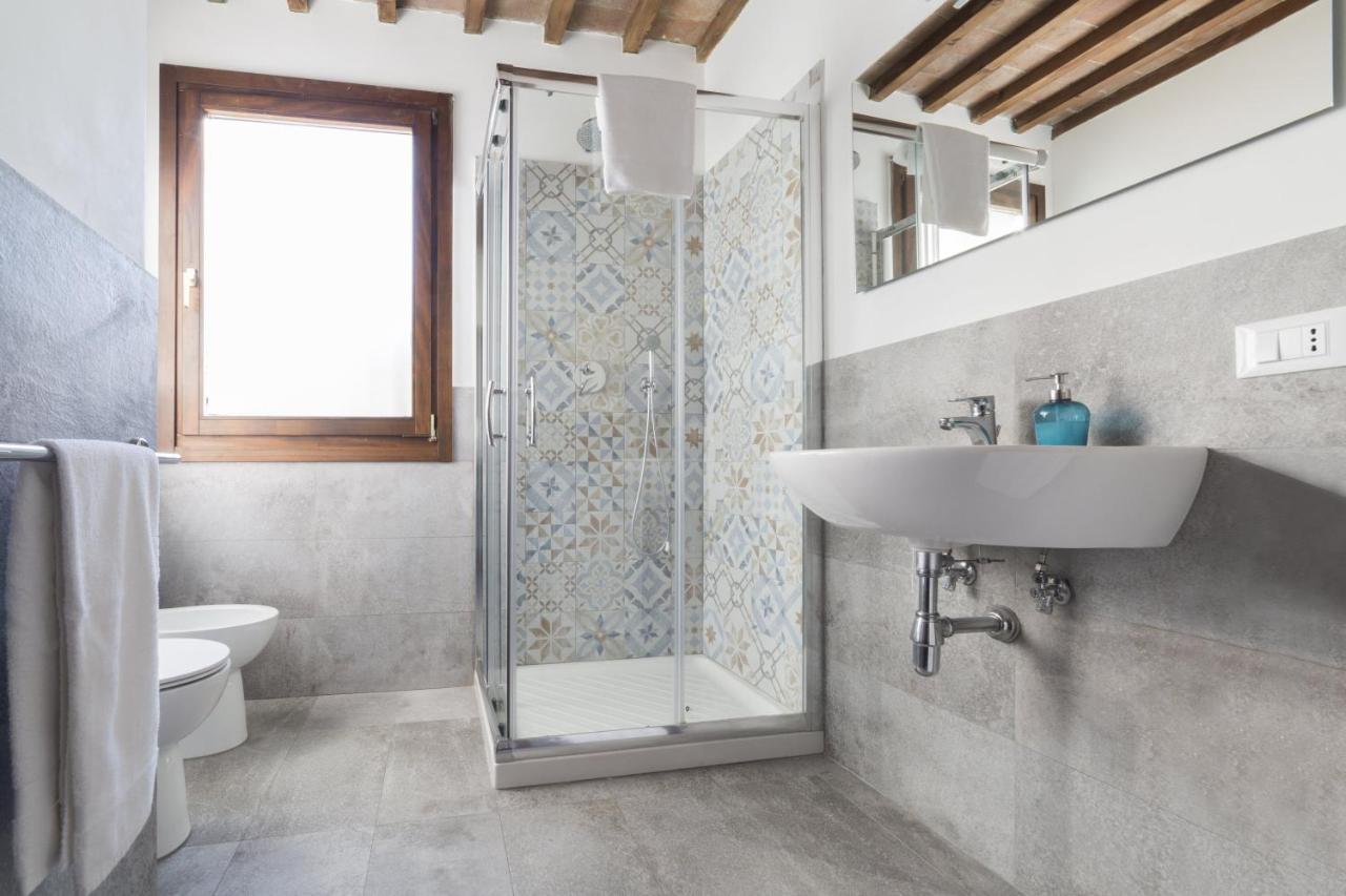 Authentic Flat In The City Center Firenze Bagian luar foto